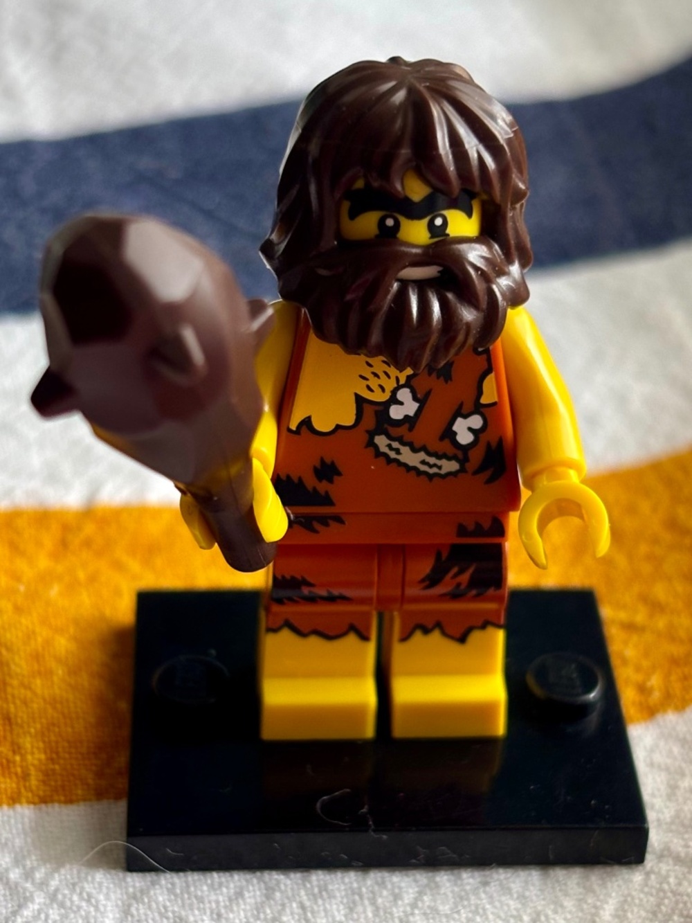 LEGO "Iconic Cave Man" col302 Comes with stand and accessories.